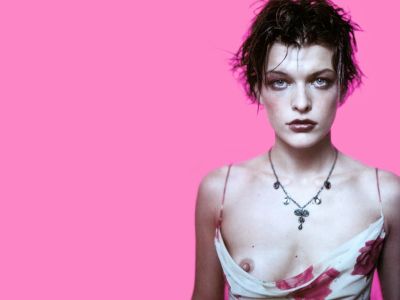 Milla Jovovich :   :     